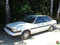 TOYOTA Corona седан