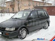 Mitsubishi Space Runner