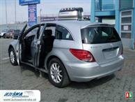 Mercedes R 320