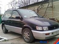 Mitsubishi Space Runner