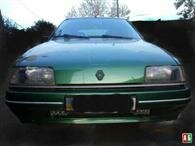 Renault 19