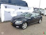 Lexus LS 460