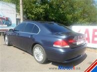 BMW 745