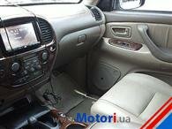 Toyota Sequoia