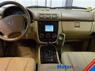 Mercedes-Benz ML 400