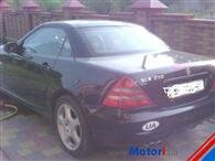 Mercedes-Benz SLK 230